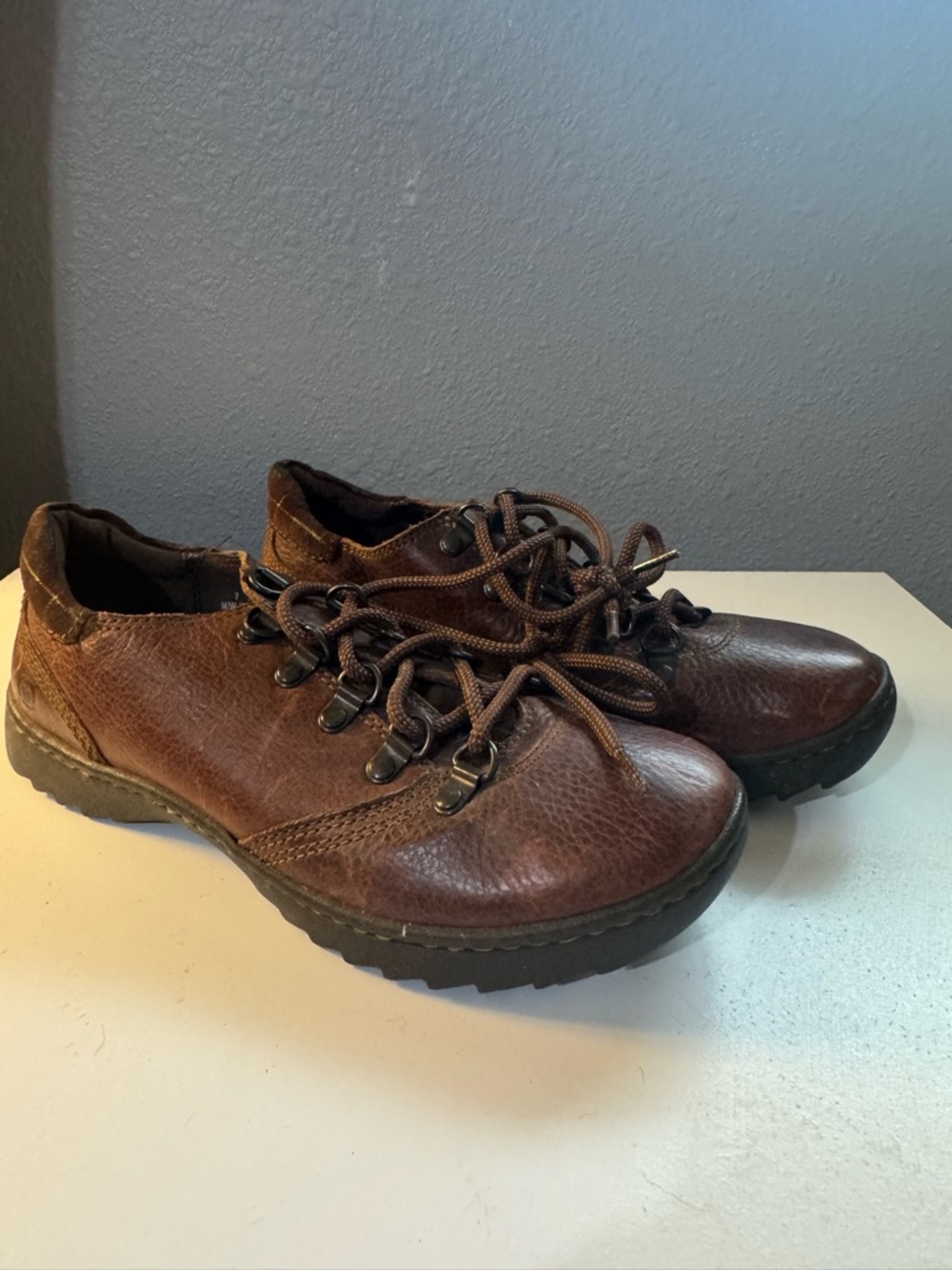 Born Women's Brown Leather Chukka Lace-Up Boots